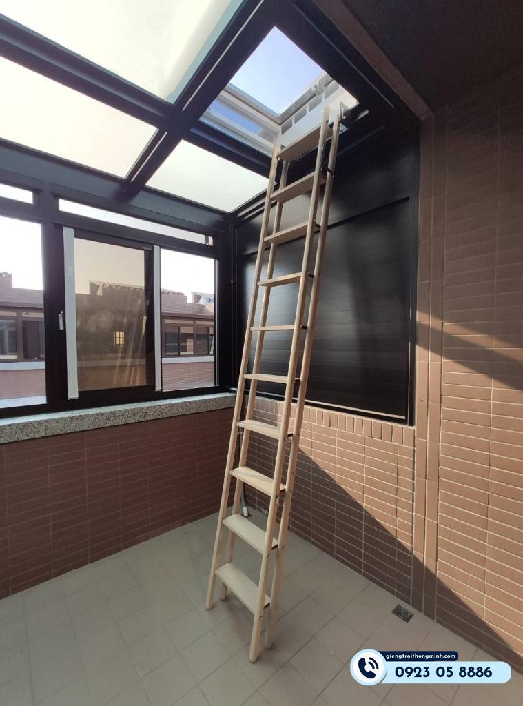 Combo Giếng trời kết hợp nắp thăm trần và Thang gấp thông minh 3m - Ảnh 4