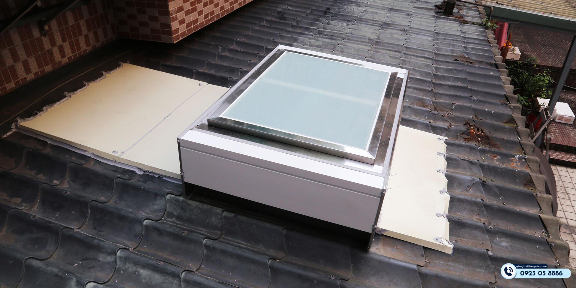 Giếng trời thông minh Mở tự động PCCC 1300x900 (mm) - Ảnh 5