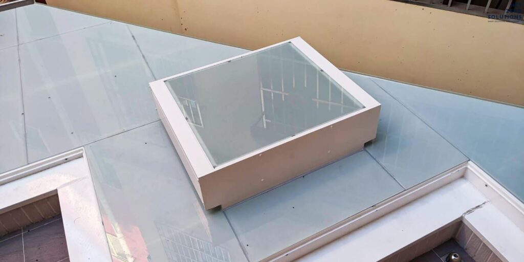 Giếng trời thông minh Lấy sáng thông gió loại nhỏ 1100x900 (mm)