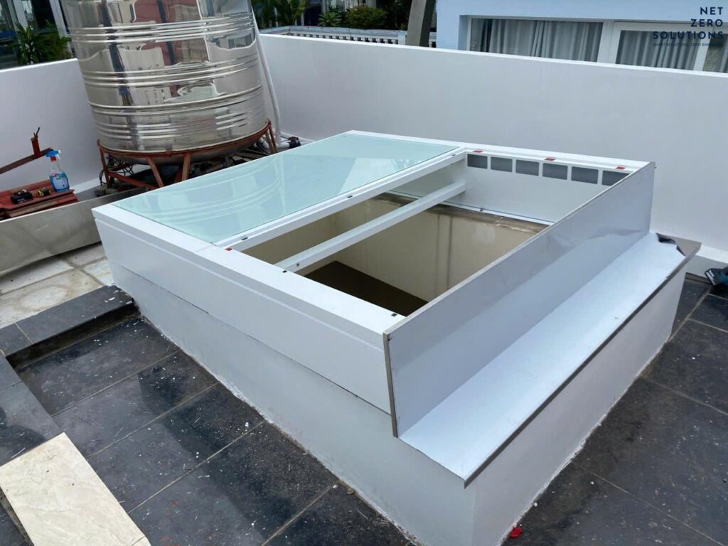 Giếng trời thông minh lắp trên mặt bê tông