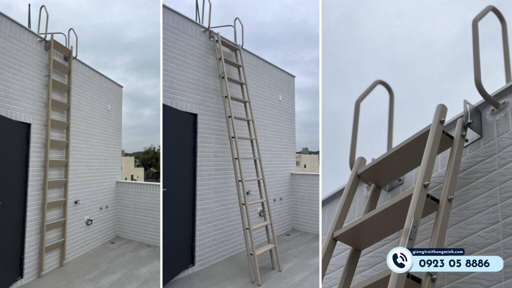thang gấp lên trên sân thượng