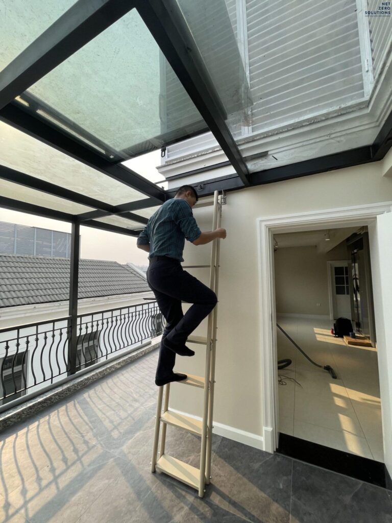 Lắp thang gấp thông minh Firsky cho biệt thự Vinhomes Riverside