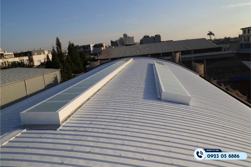 giếng trời cho nhà mái tôn