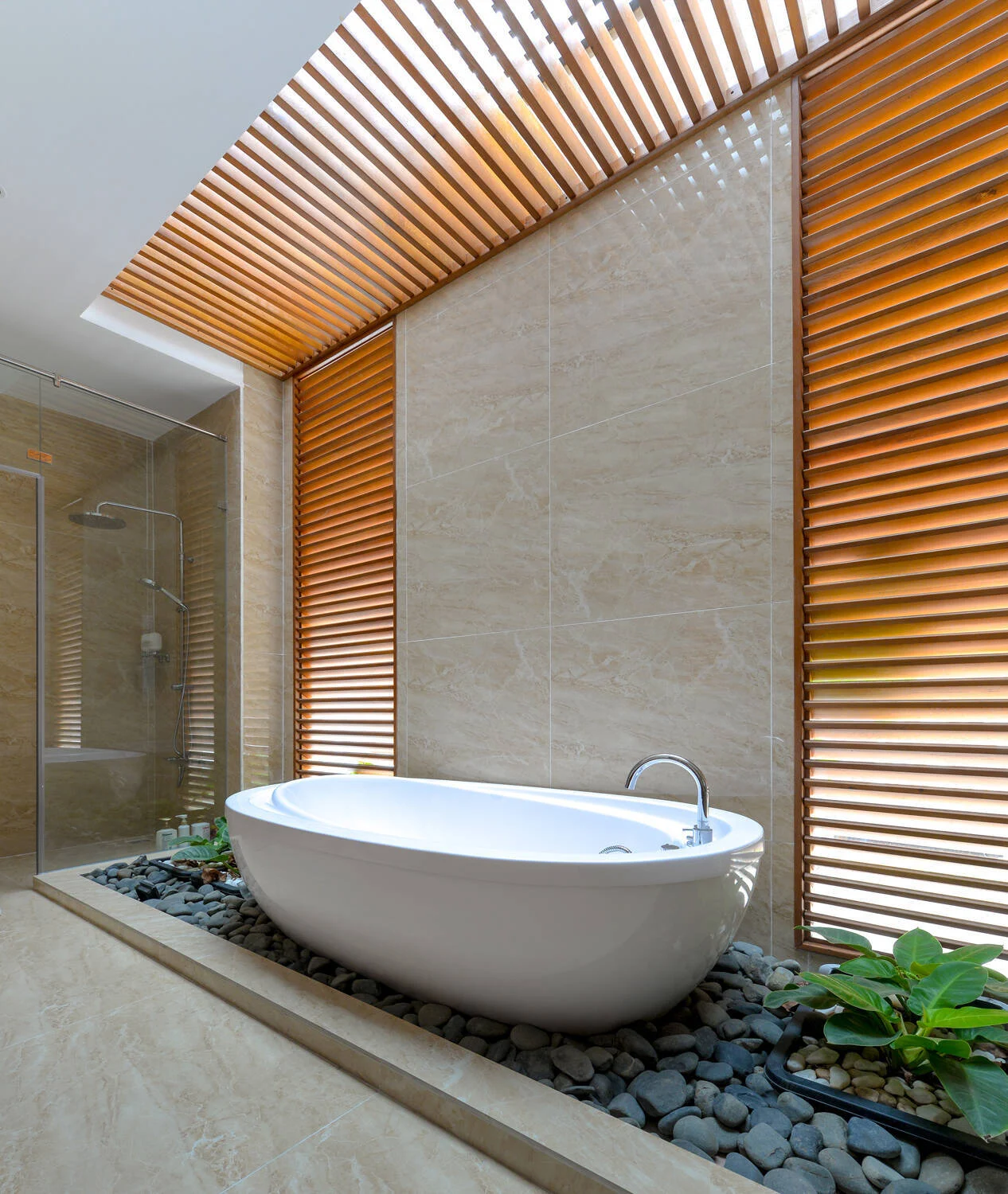 mẫu giếng trời nhà vệ sinh