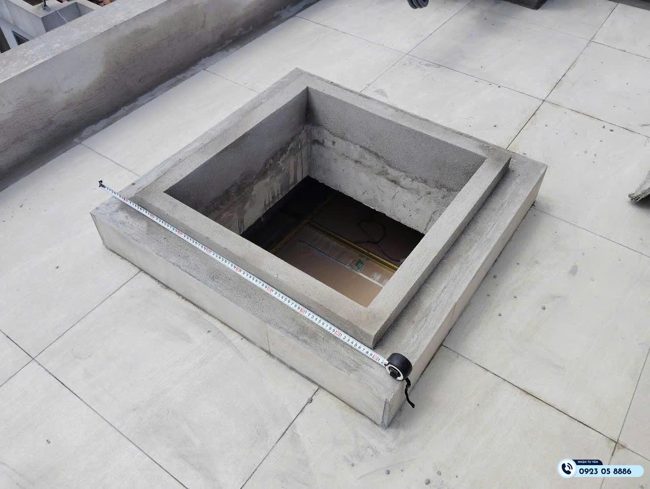 Giếng trời thông minh kết hợp nắp thăm mái tại nhà phố Thịnh Hào