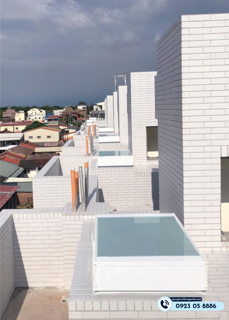 giếng trời trong nhà ống