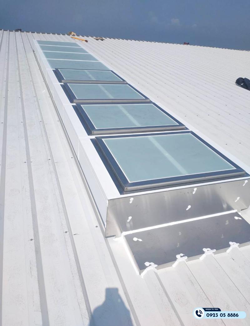 Kính giếng trời nên dùng loại nào