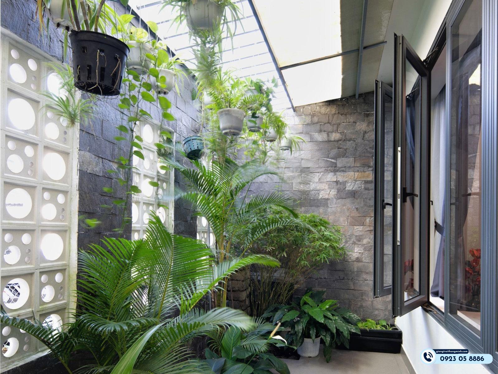 cách trang trí giếng trời với tiểu cảnh