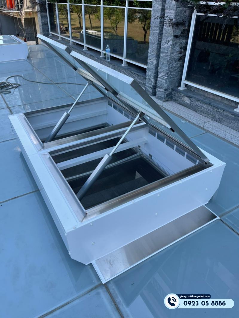 có nên làm nhà ống 2 tầng có giếng trời