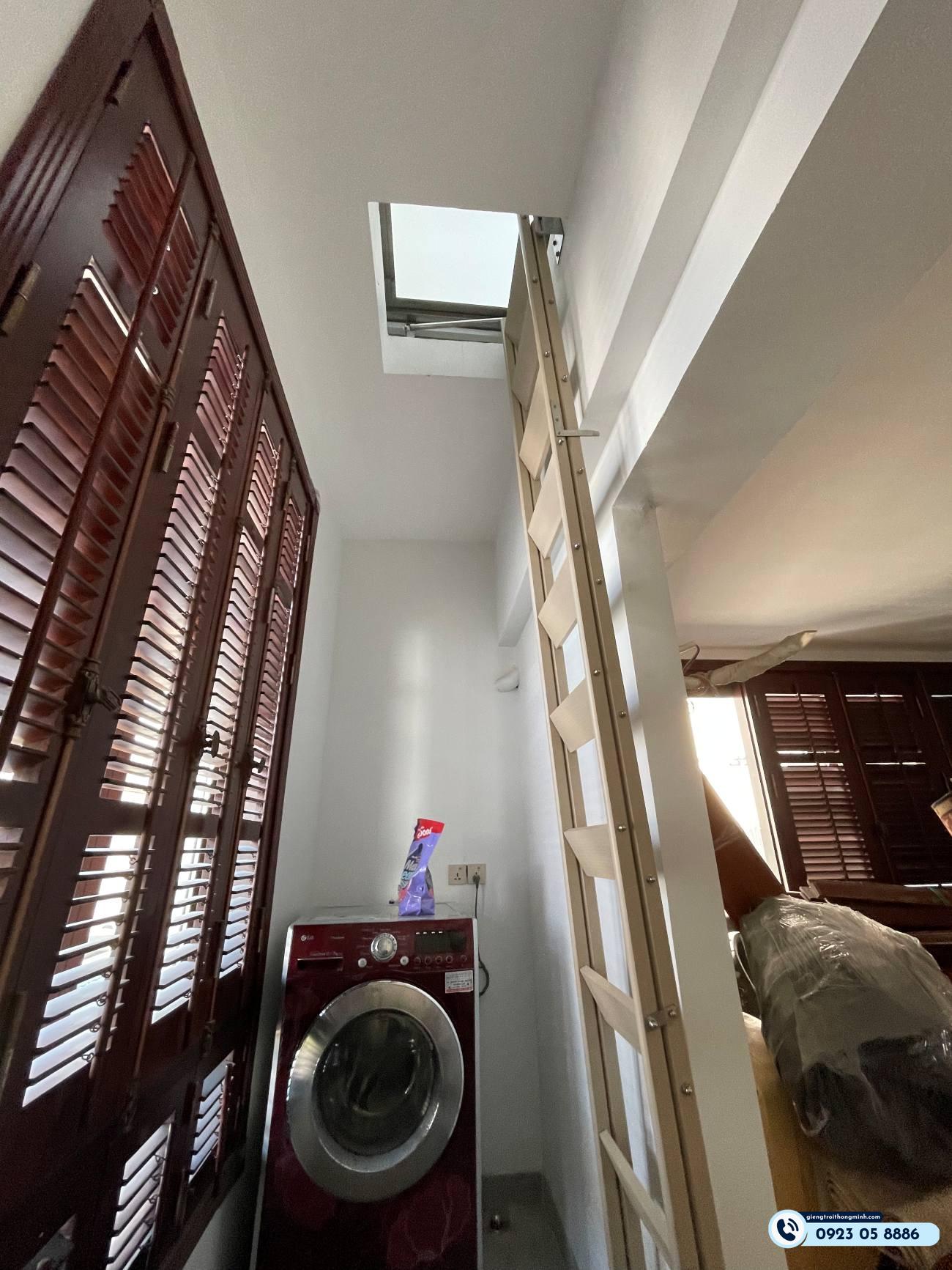 Combo thang gấp âm tường và giếng trời có nắp mở