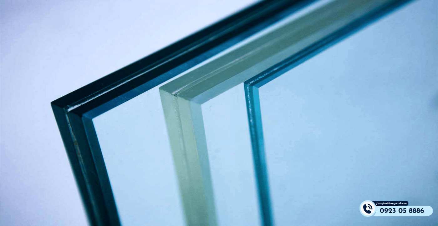 Lớp phim an toàn giữa hai lớp kính cường lực có tác dụng gì