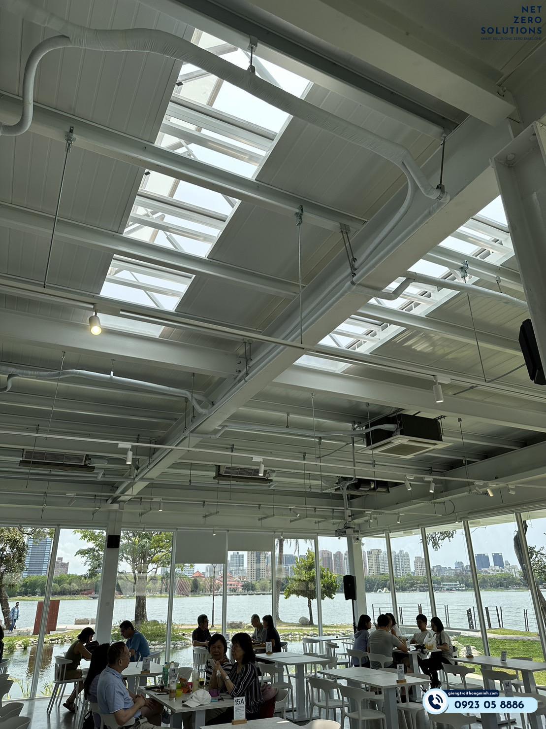 quán cafe có giếng trời