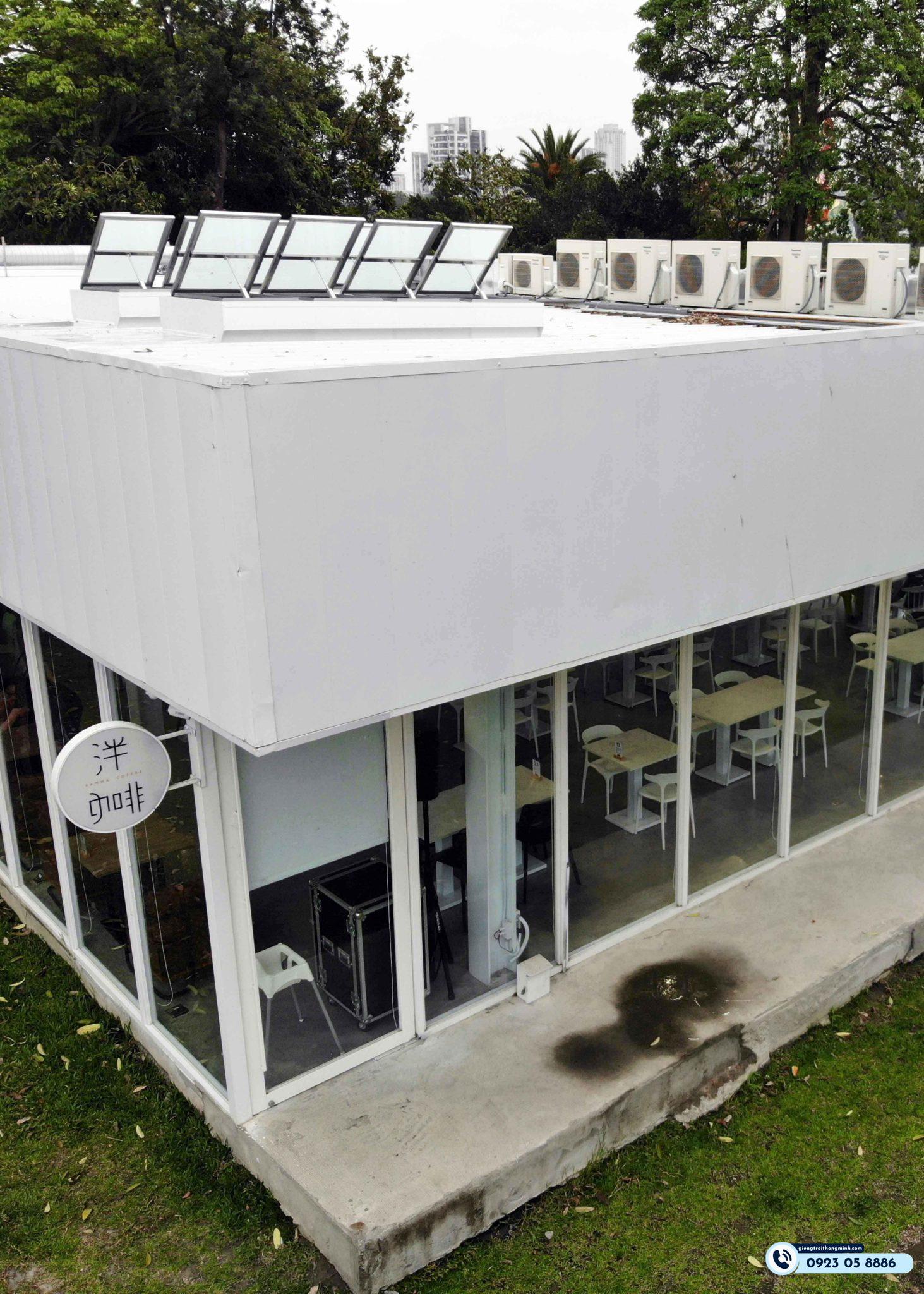 quán cafe có giếng trời